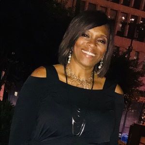 Meet your Posher, Pamela